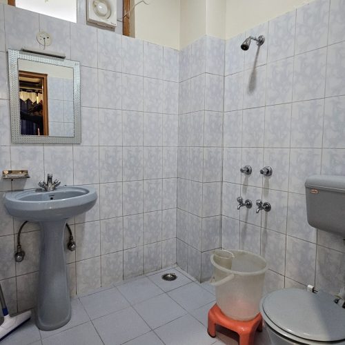 Deluxe Room with Balcony Bathroom